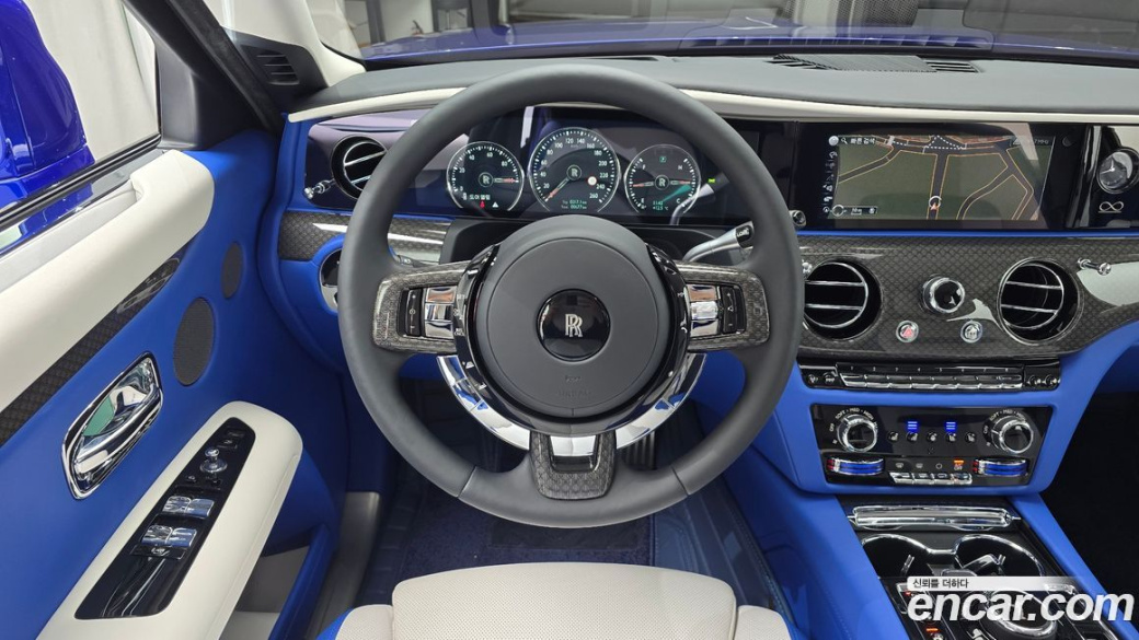 Rolls-Royce Ghost 6.7 V12 Black Badge, 2023