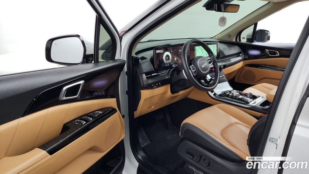 Kia Carnival 9-Seater Signature, 2023