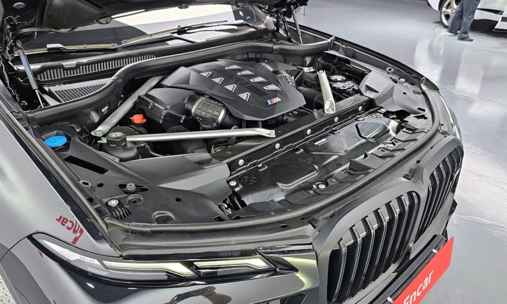BMW X7 M60i xDrive M sport 6STR, 2025
