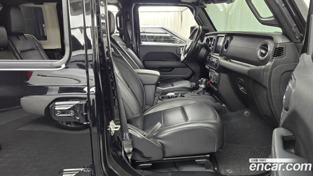 Jeep Wrangler 2.0 Overland Power Top 4Door, 2022