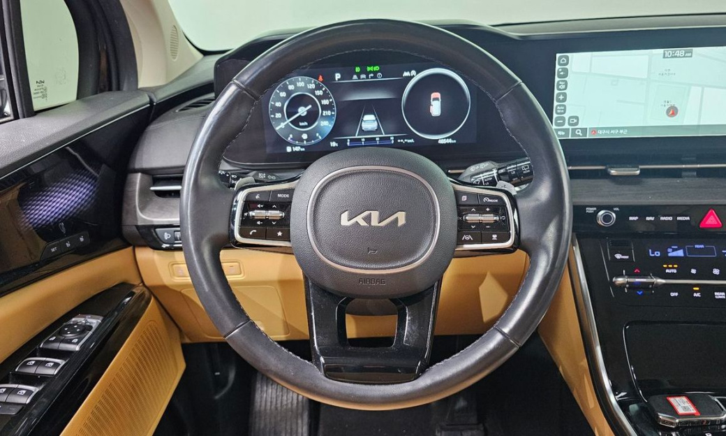 Kia Carnival 9-Seater Signature, 2023