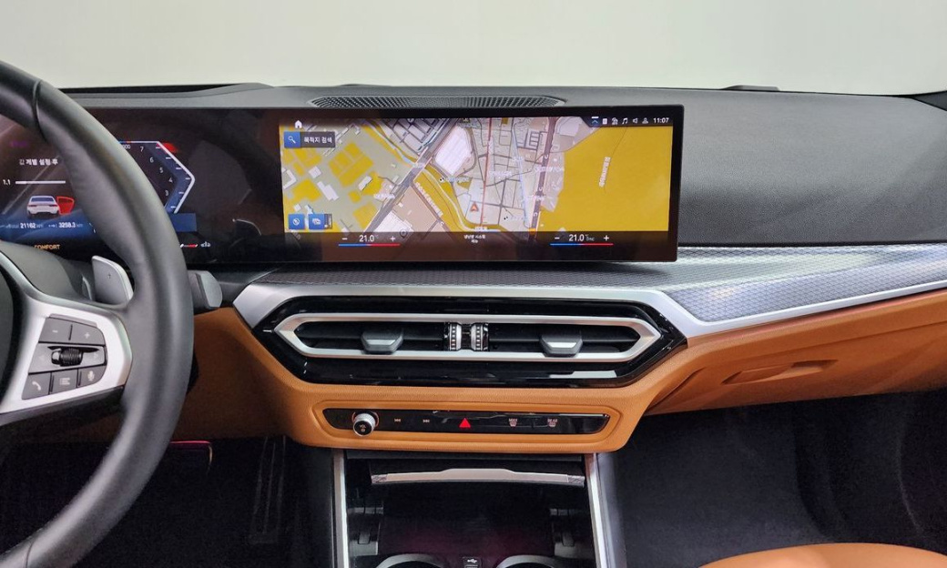 BMW 3-Series 320i M Sport, 2024