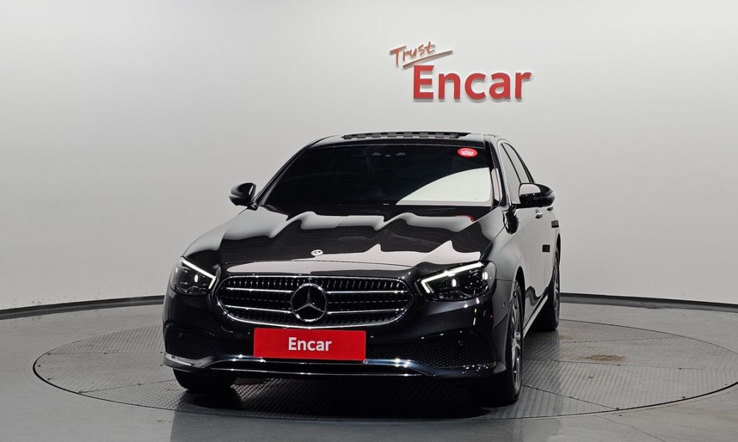 Mercedes-Benz E-Class E350 4MATIC Avantgarde, 2022