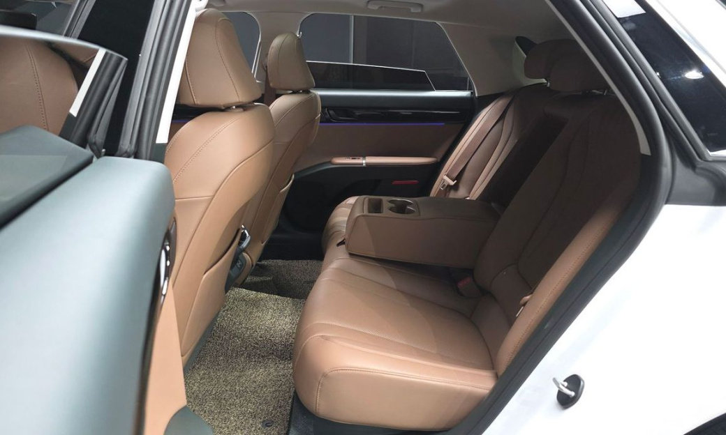 Hyundai Grandeur 2,5 Gasoline 2WD, 2025