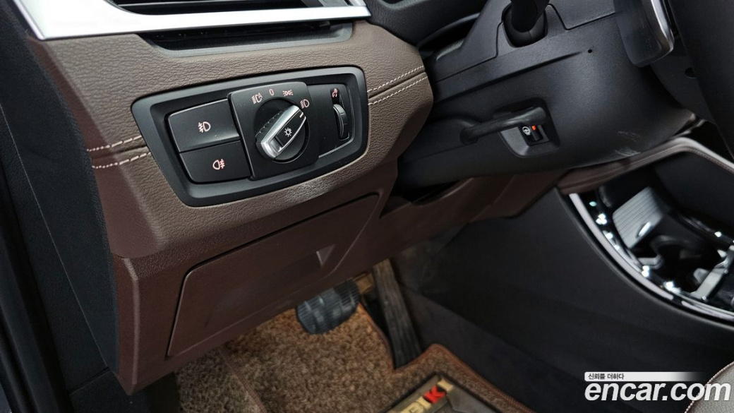 BMW X1 xDrive 20i M Sport, 2022