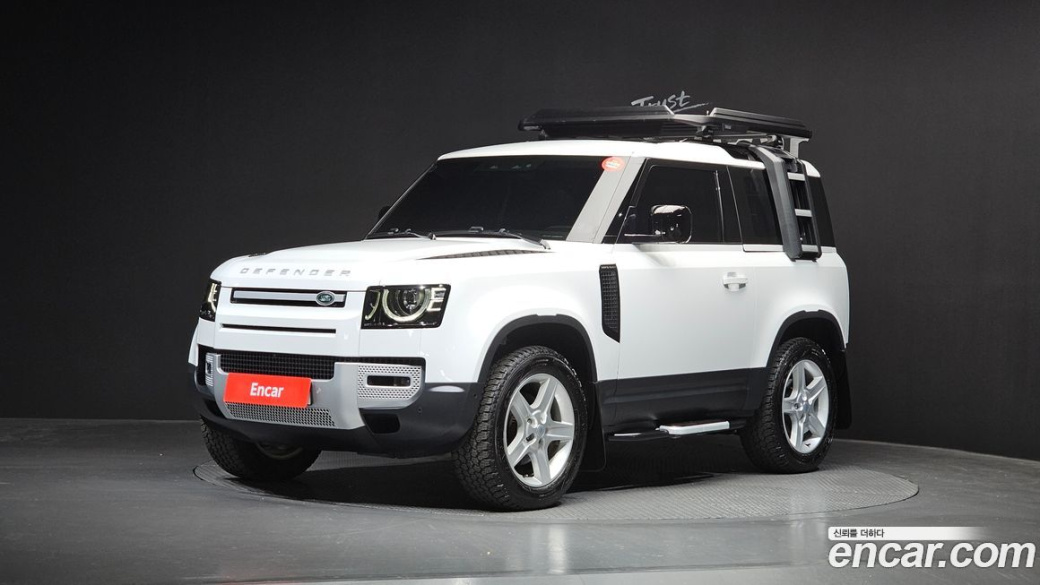 Land Rover Defender 90 D250 SE, 2023