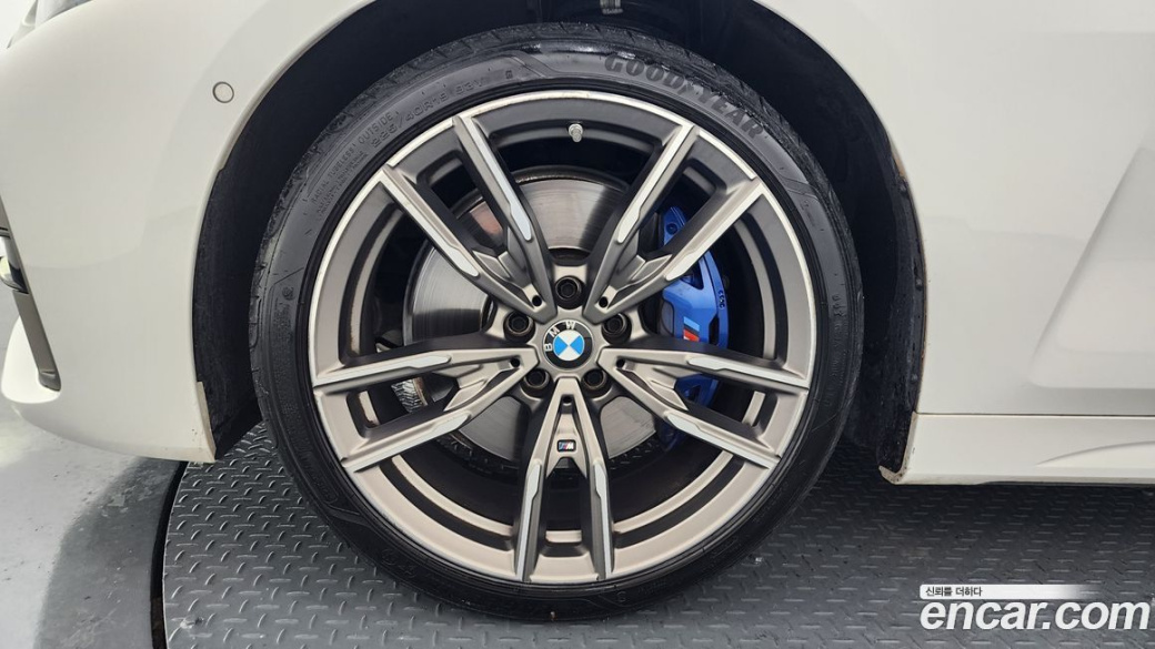 BMW 4-Series M440i xDrive Online Exclusive Convertible, 2024