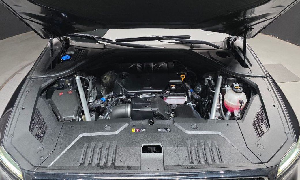 Genesis GV70 2.5T Gasoline AWD, 2025