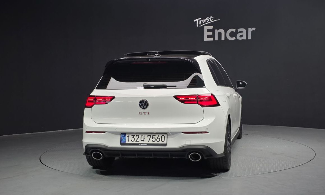 Volkswagen Golf 2.0 GTI, 2024