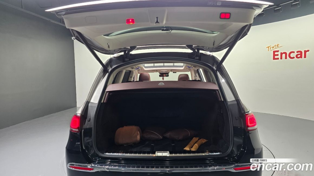 Mercedes-Benz GLS-Class Maybach GLS600 4MATIC, 2023