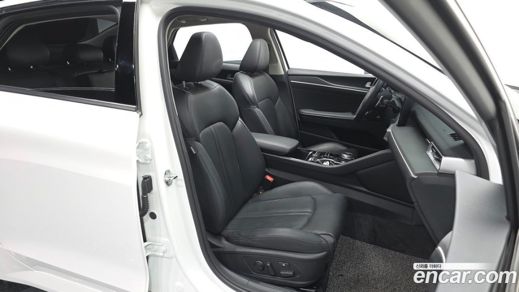 Kia K5 2.0, 2023
