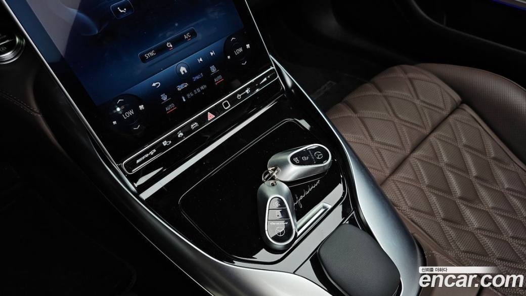Mercedes-Benz SL-Class AMG SL63 4MATIC+, 2024