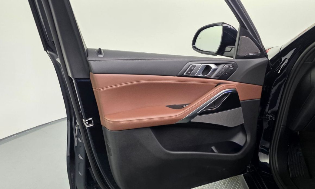 BMW X6 xDrive40i M Sport, 2025