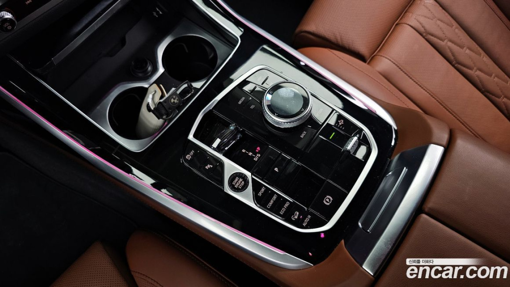 BMW X7 xDrive 40i M Sport 6STR, 2024