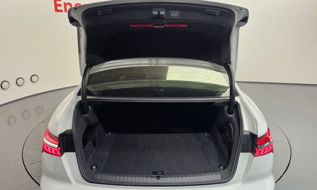 Audi A6 45 TFSI Quattro Premium, 2022
