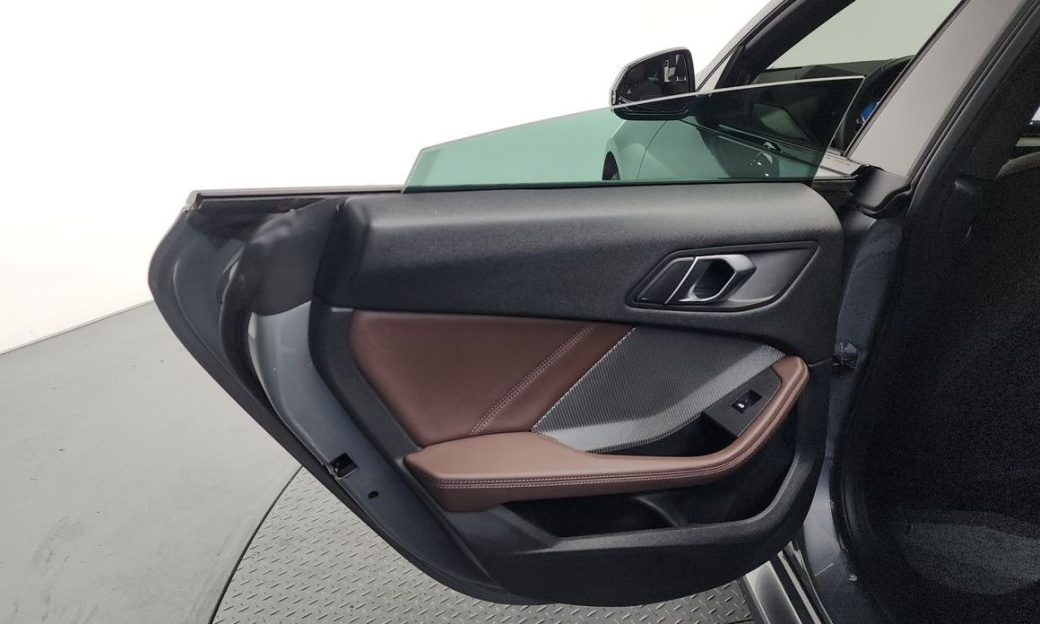 BMW 2-Series 220 M Sport, 2025