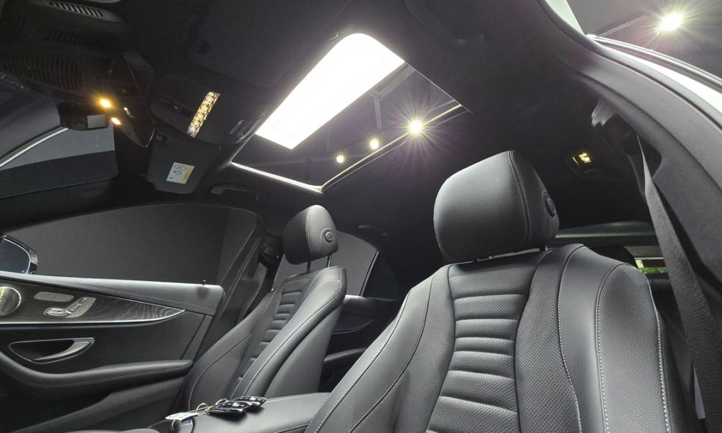 Mercedes-Benz E-Class E350 4MATIC Avantgarde, 2022