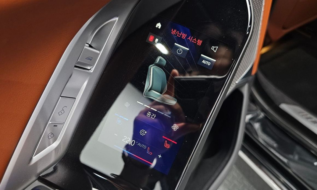 BMW 7-Series 740i xDrive M Sport, 2025