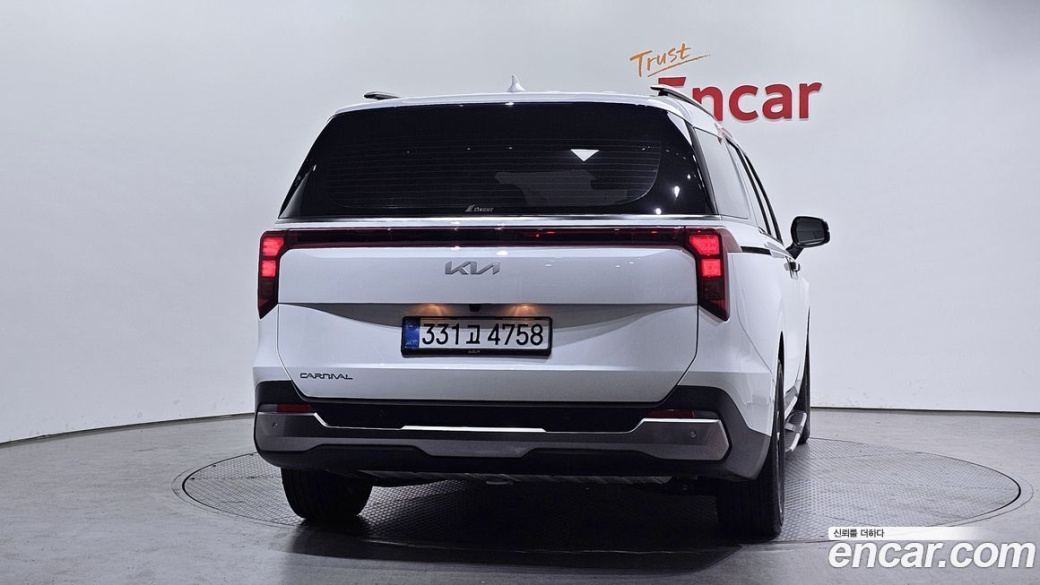 Kia Carnival 9-Seater Noblesse, 2025