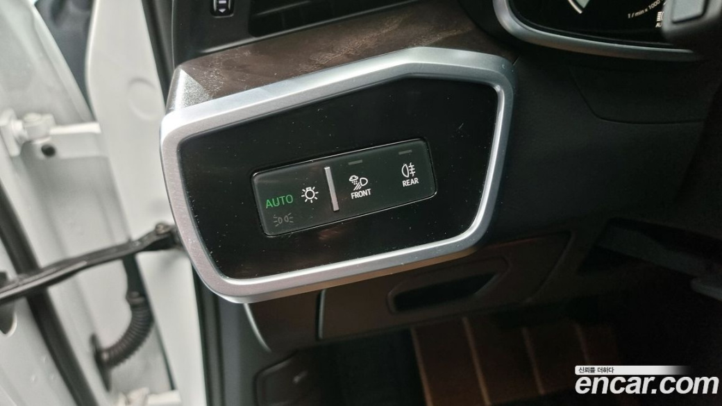 Audi A6 45 TFSI Quattro Premium, 2022