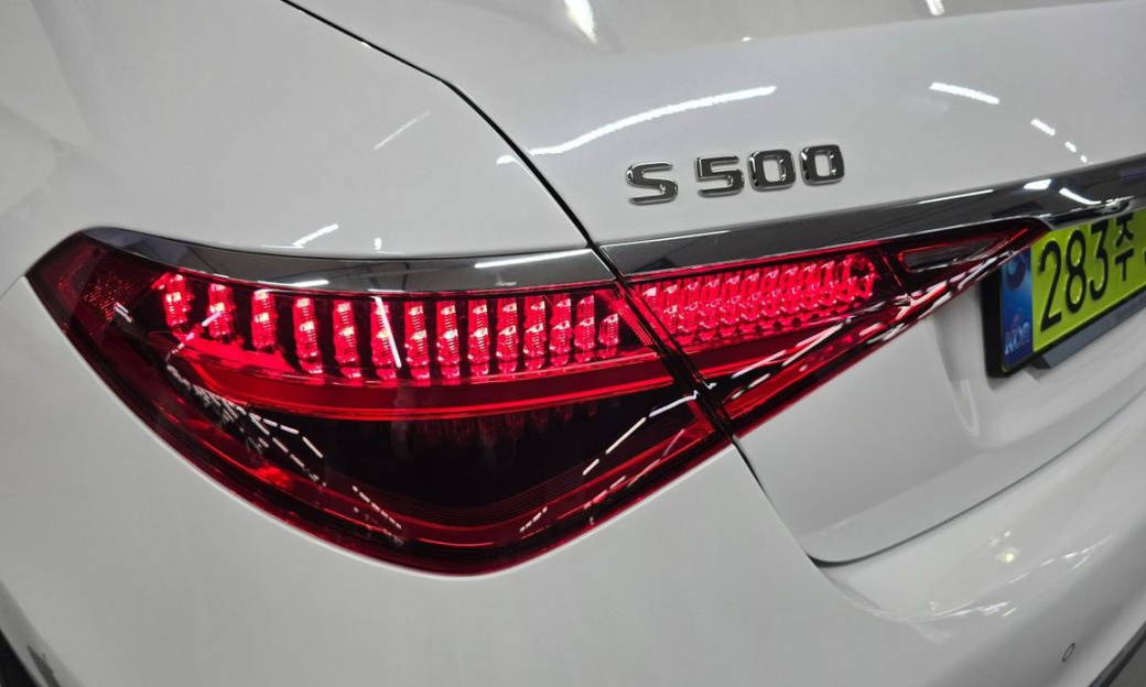 Mercedes-Benz S-Class S500L 4MATIC, 2025