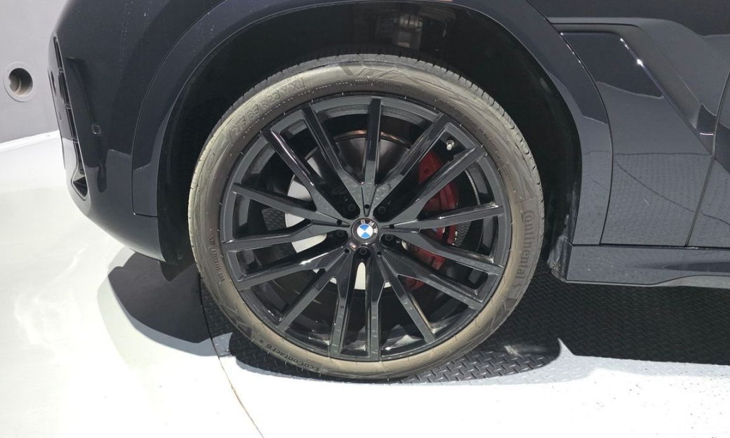 BMW X6 xDrive40d M Sport Pro, 2025