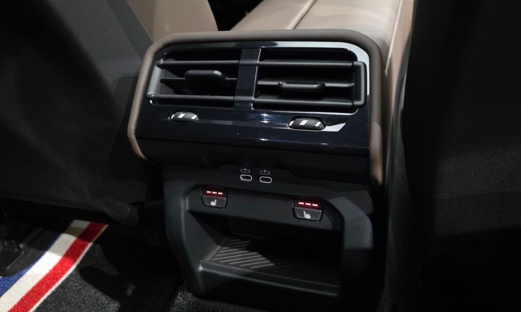 BMW 5-Series 520i M Sport, 2024