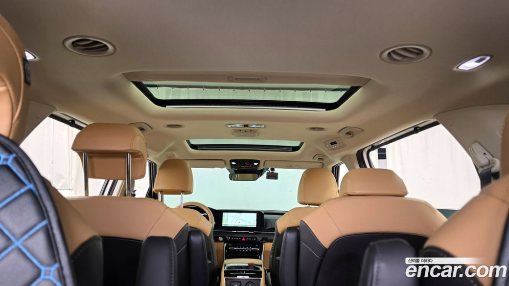 Kia Carnival 9-Seater Signature, 2022