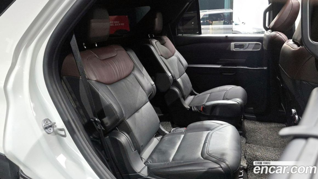 Ford Explorer 3.0 Platinum 4WD, 2022