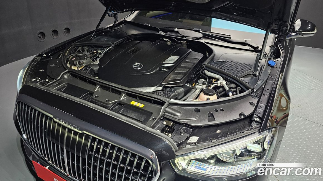Mercedes-Benz S-Class Maybach S580 4MATIC, 2023