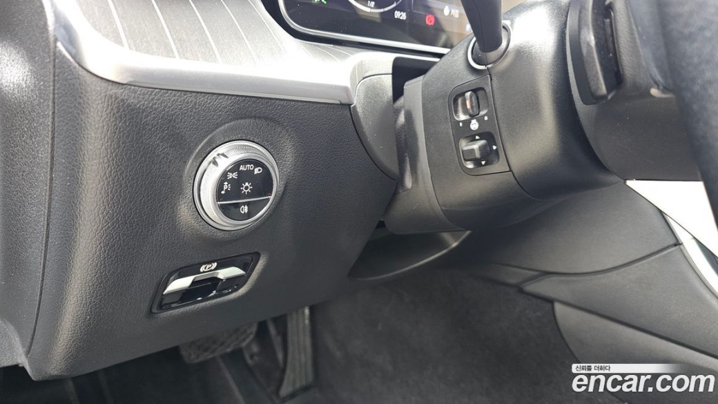Mercedes-Benz C-Class C200 4MATIC Avantgarde, 2022