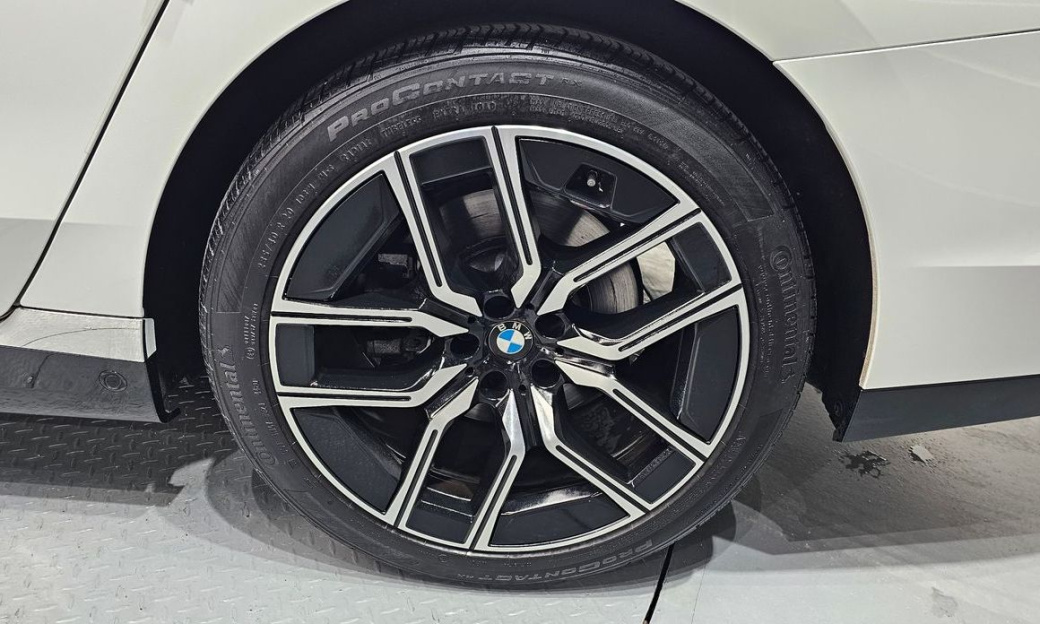 BMW 7-Series 740d xDrive M Sport, 2024