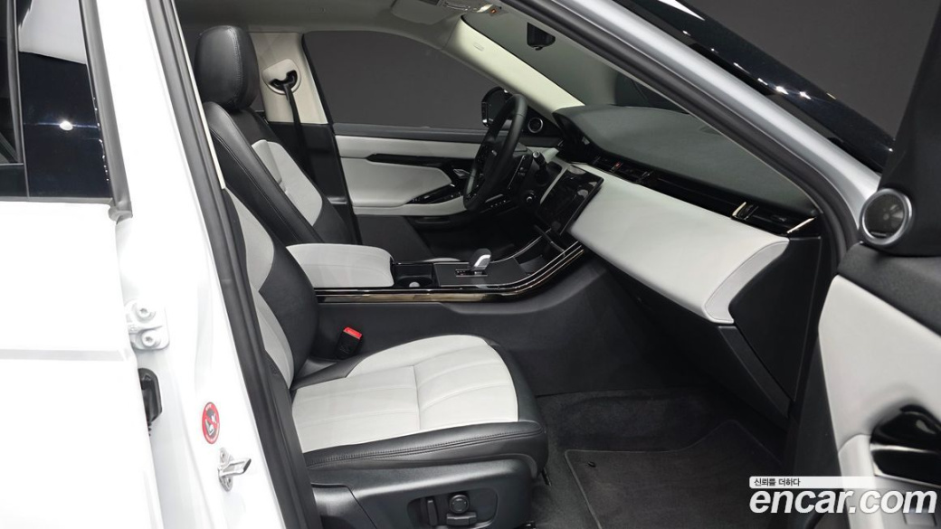 Land Rover Range Rover Evoque P250 Dynamic SE, 2025