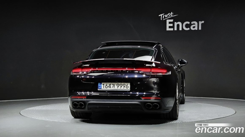 Porsche Panamera 4.0 GTS, 2023