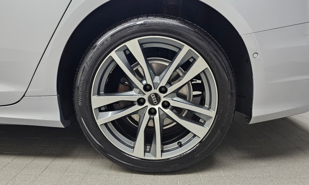 Audi A6 40 TDI Premium, 2022