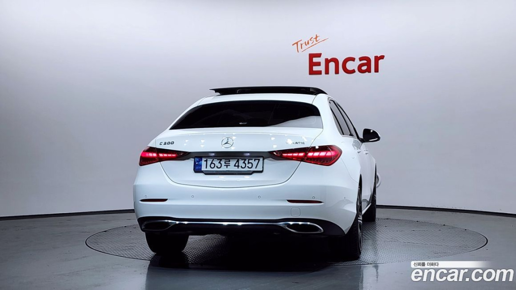 Mercedes-Benz C-Class C300 4MATIC Avantgarde, 2023