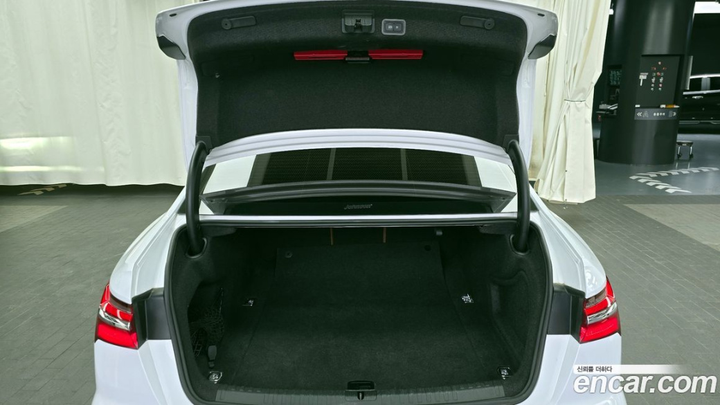 Audi A6 40 TDI Premium, 2023
