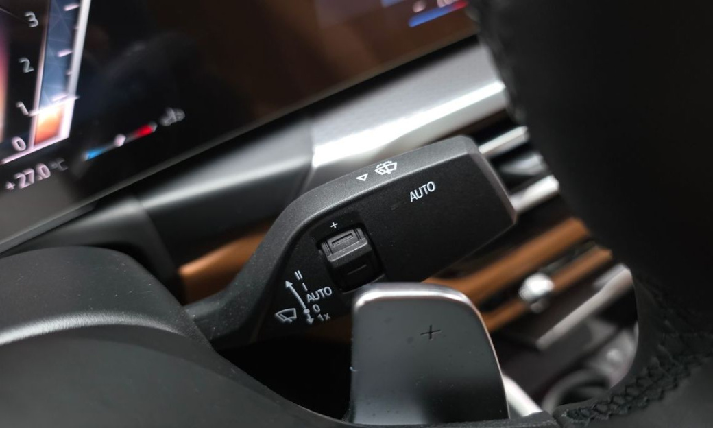 BMW 3-Series 320i M Sport, 2024