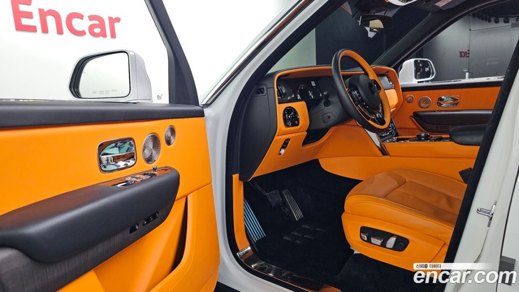 Rolls-Royce Cullinan 6.7 V12, 2024