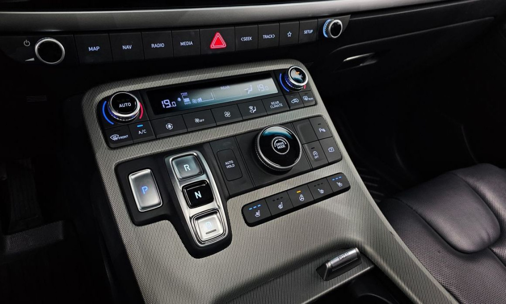 Hyundai Palisade Diesel 2.2 2WD, 2024