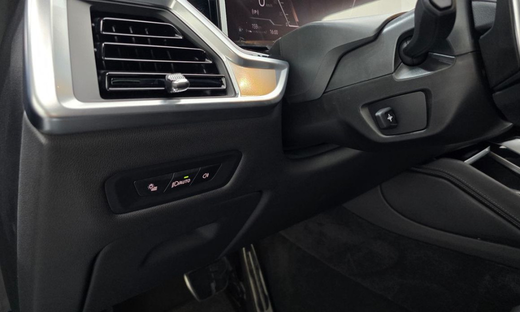 BMW X6 xDrive40d M Sport Online Exclusive, 2025