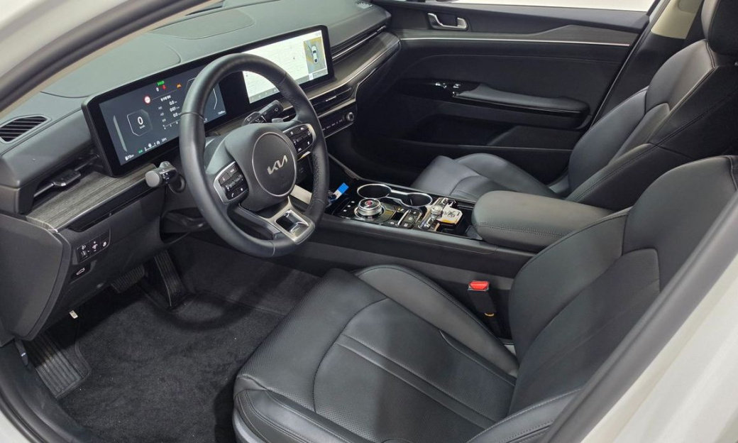 Kia K5 2.0, 2025