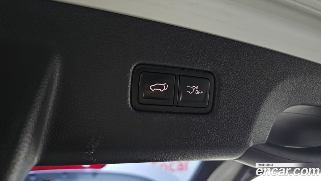 Kia Carnival 9-Seater Signature, 2023