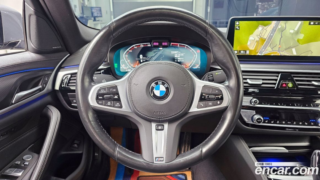 BMW 5-Series 520i M Sport, 2023