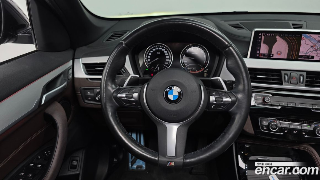 BMW X1 xDrive 20i M Sport, 2022