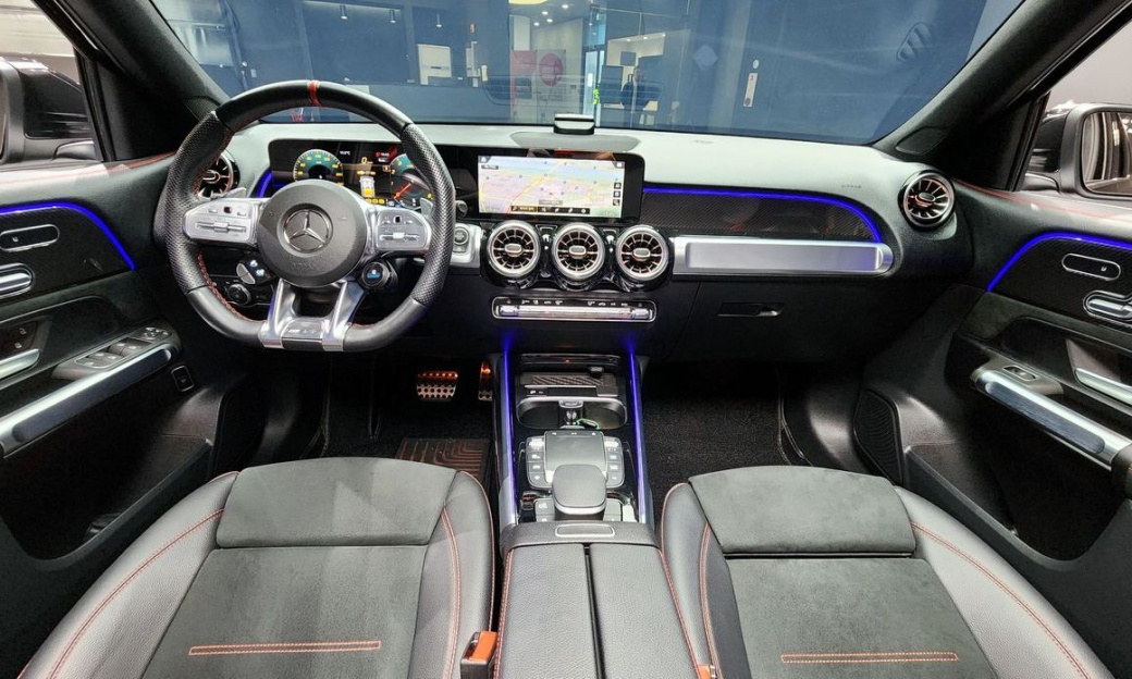 Mercedes-Benz GLB-Class AMG GLB35 4MATIC, 2023