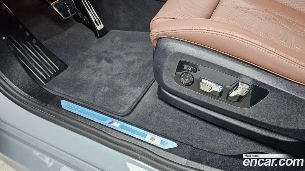 BMW X6 xDrive40i M Sport, 2025