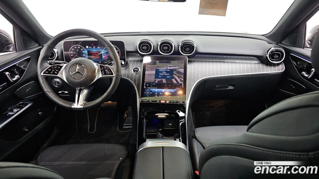 Mercedes-Benz C-Class C300 4MATIC Avantgarde, 2024