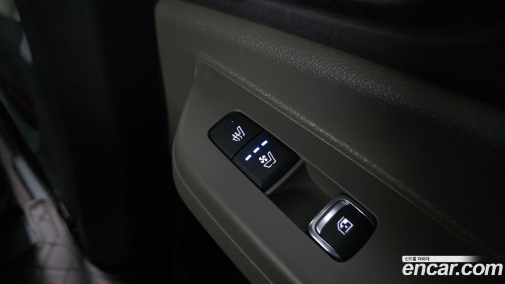 Kia Carnival 9-Seater Noblesse, 2025
