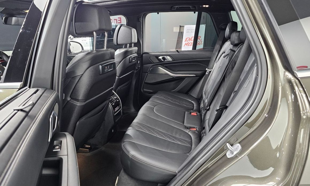 BMW X5 xDrive 40i M Sport, 2023